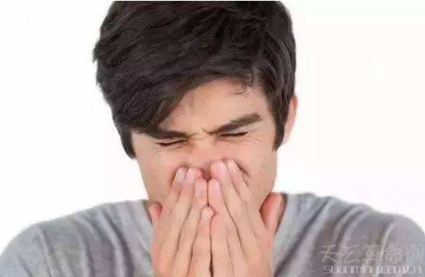 男生打喷嚏有什么含义  连续打喷嚏要注意身体健康状况